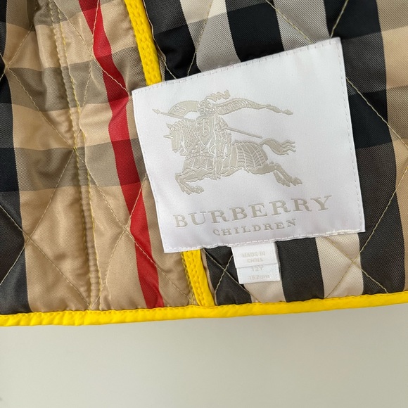 Burberry quilted jacket - Picture 4 of 6
